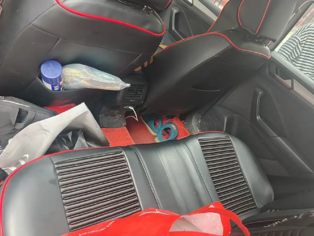 2020 Volkswagen T-Roc 1.4T 150HP L4 7DCT,autocango,china used car exporter,china ev exporter,chinese used car exporter,chinese used ev exporter