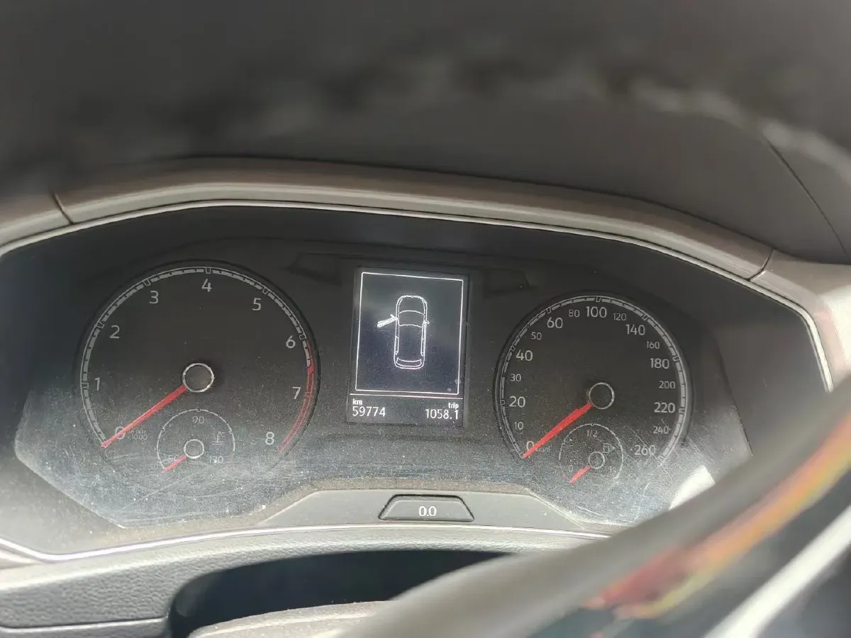 2020 Volkswagen T-Roc 1.4T 150HP L4 7DCT,autocango,china used car exporter,china ev exporter,chinese used car exporter,chinese used ev exporter