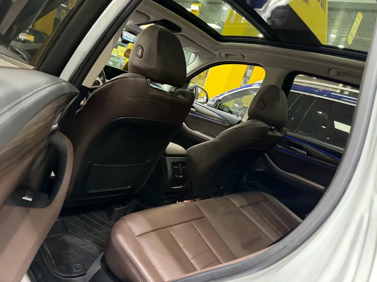 2021 BMW X3 2.0T 224HP L4 8AT,autocango,china used car exporter,china ev exporter,chinese used car exporter,chinese used ev exporter