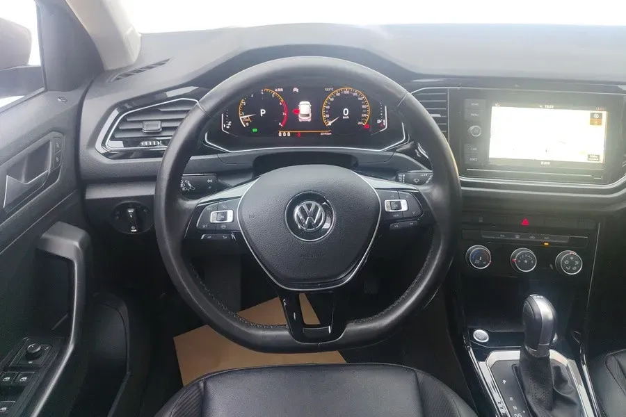 2020 Volkswagen T-Roc 1.4T 150HP L4 7DCT,autocango,china used car exporter,china ev exporter,chinese used car exporter,chinese used ev exporter