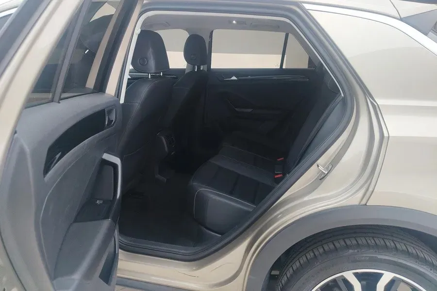 2020 Volkswagen T-Roc 1.4T 150HP L4 7DCT,autocango,china used car exporter,china ev exporter,chinese used car exporter,chinese used ev exporter