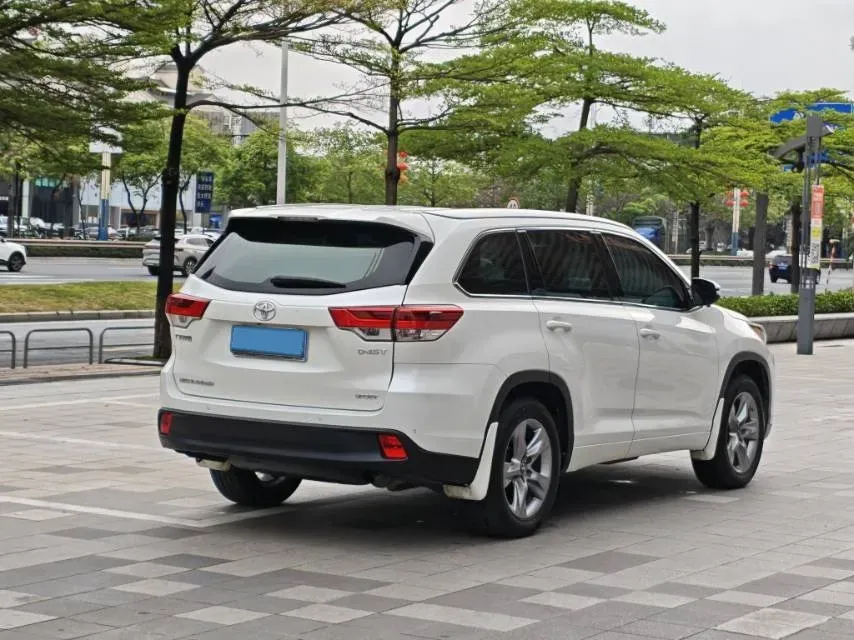 2018 Toyota Highlander 2.0T 220HP L4 6AT,autocango,china used car exporter,china ev exporter,chinese used car exporter,chinese used ev exporter