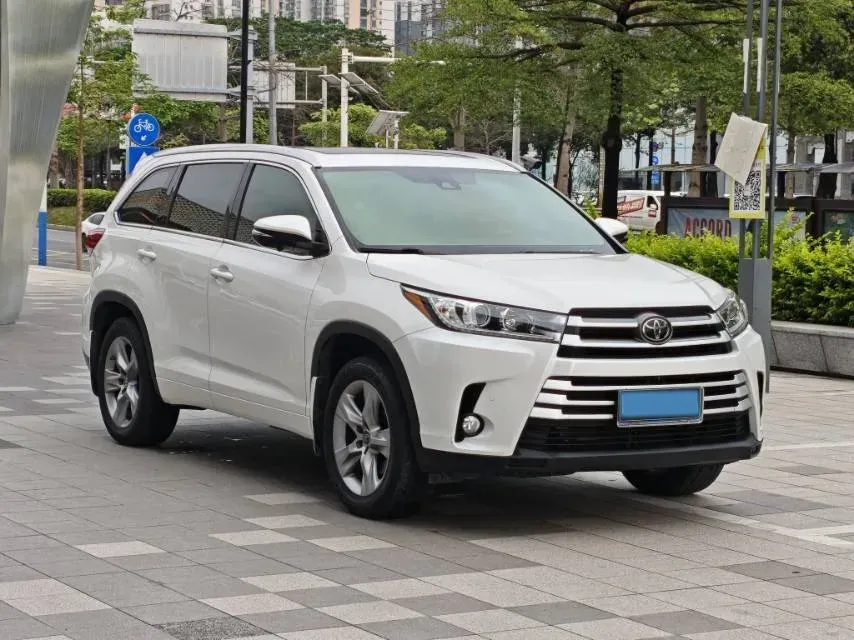 2018 Toyota Highlander 2.0T 220HP L4 6AT,autocango,china used car exporter,china ev exporter,chinese used car exporter,chinese used ev exporter