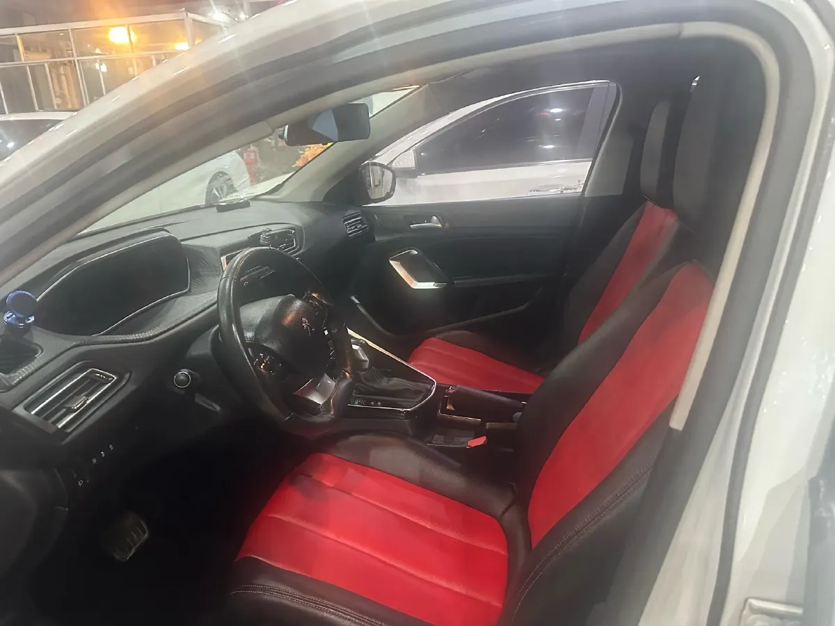 2019 Peugeot 308 1.6L 117HP L4 6AT,autocango,china used car exporter,china ev exporter,chinese used car exporter,chinese used ev exporter