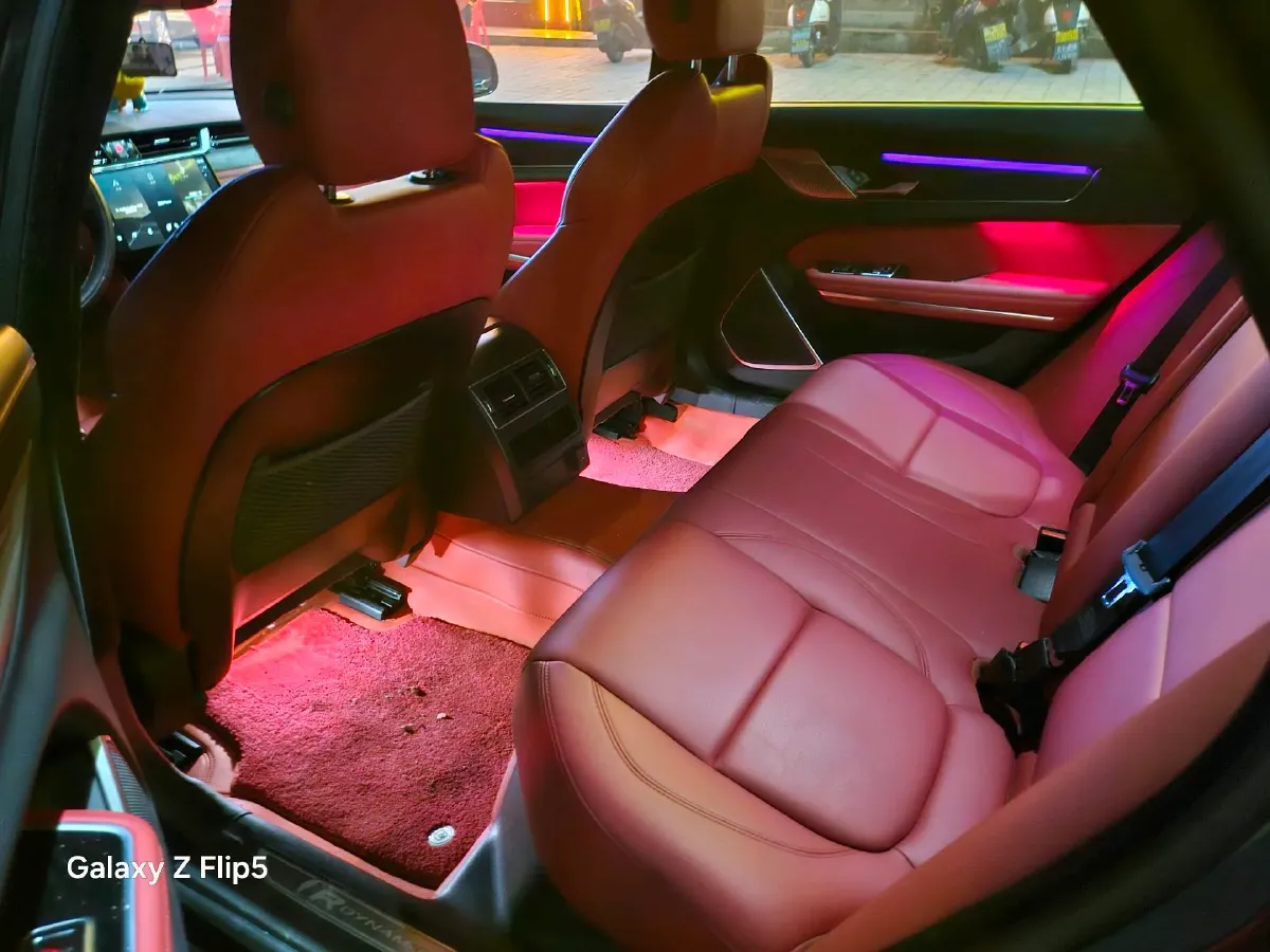 2023 Jaguar XFL 2.0T 250HP L4 8AT,autocango,china used car exporter,china ev exporter,chinese used car exporter,chinese used ev exporter