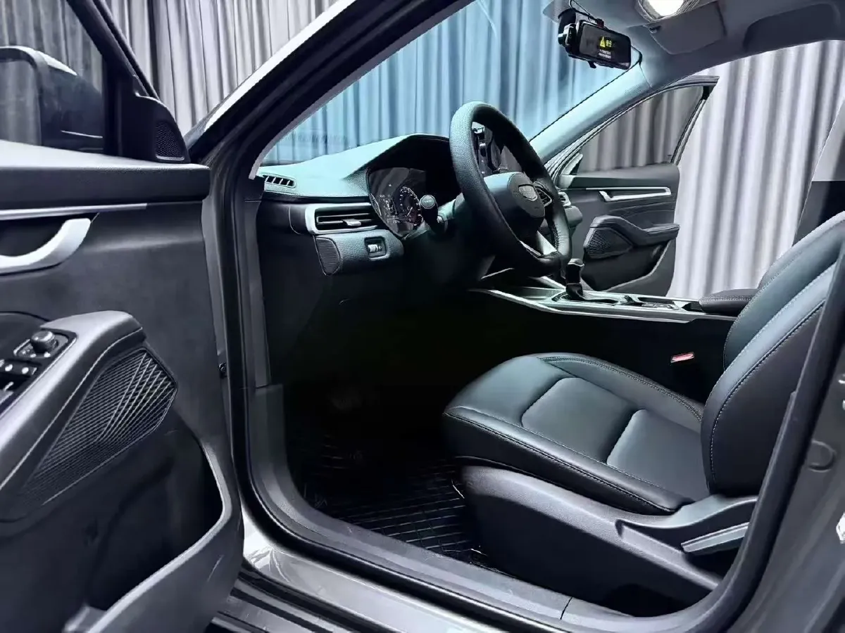 2025 Geely Emgrand 1.5L 127HP L4 CVT,autocango,china used car exporter,china ev exporter,chinese used car exporter,chinese used ev exporter