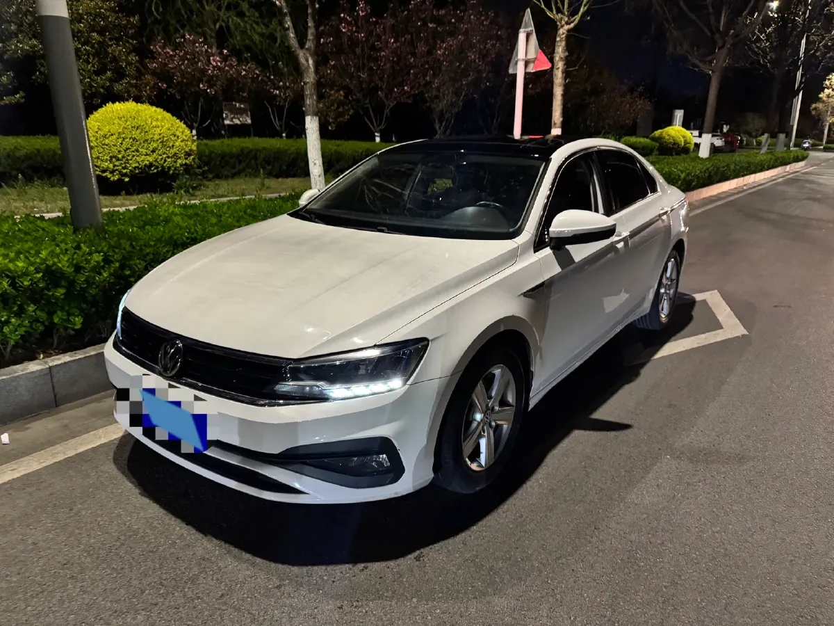 2019 Volkswagen T-Cross 1.4T 150HP L4 7DCT,autocango,china used car exporter,china ev exporter,chinese used car exporter,chinese used ev exporter