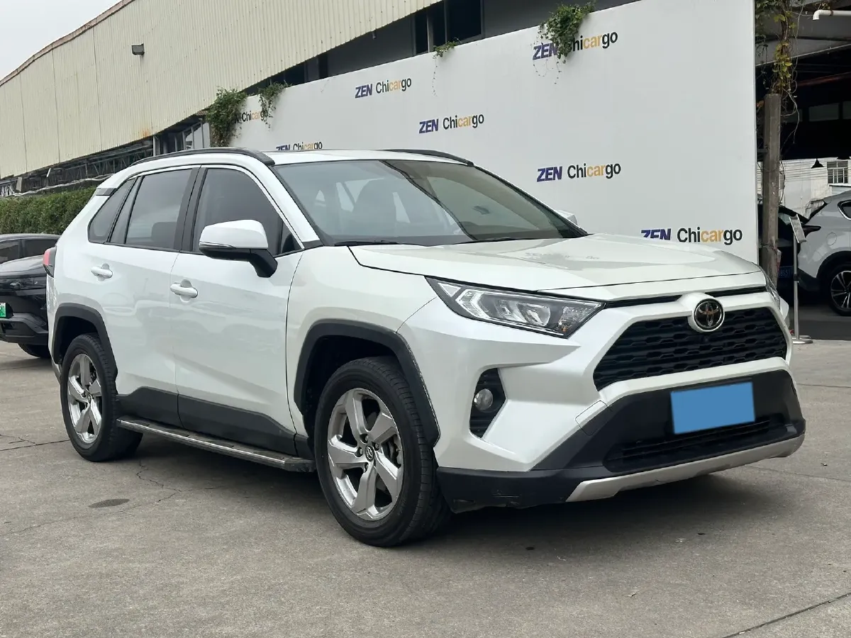 2021 Toyota RAV4 2.0L 171HP L4 CVT,autocango,china used car exporter,china ev exporter,chinese used car exporter,chinese used ev exporter