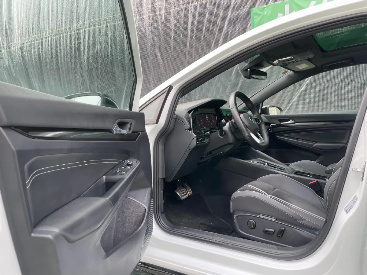 2021 Volkswagen Golf 1.4T 150HP L4 7DCT,autocango,china used car exporter,china ev exporter,chinese used car exporter,chinese used ev exporter
