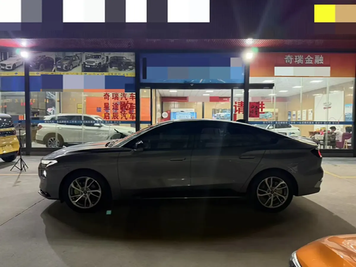 2022 Ford Mondeo 2.0T 238HP L4 8AT,autocango,china used car exporter,china ev exporter,chinese used car exporter,chinese used ev exporter