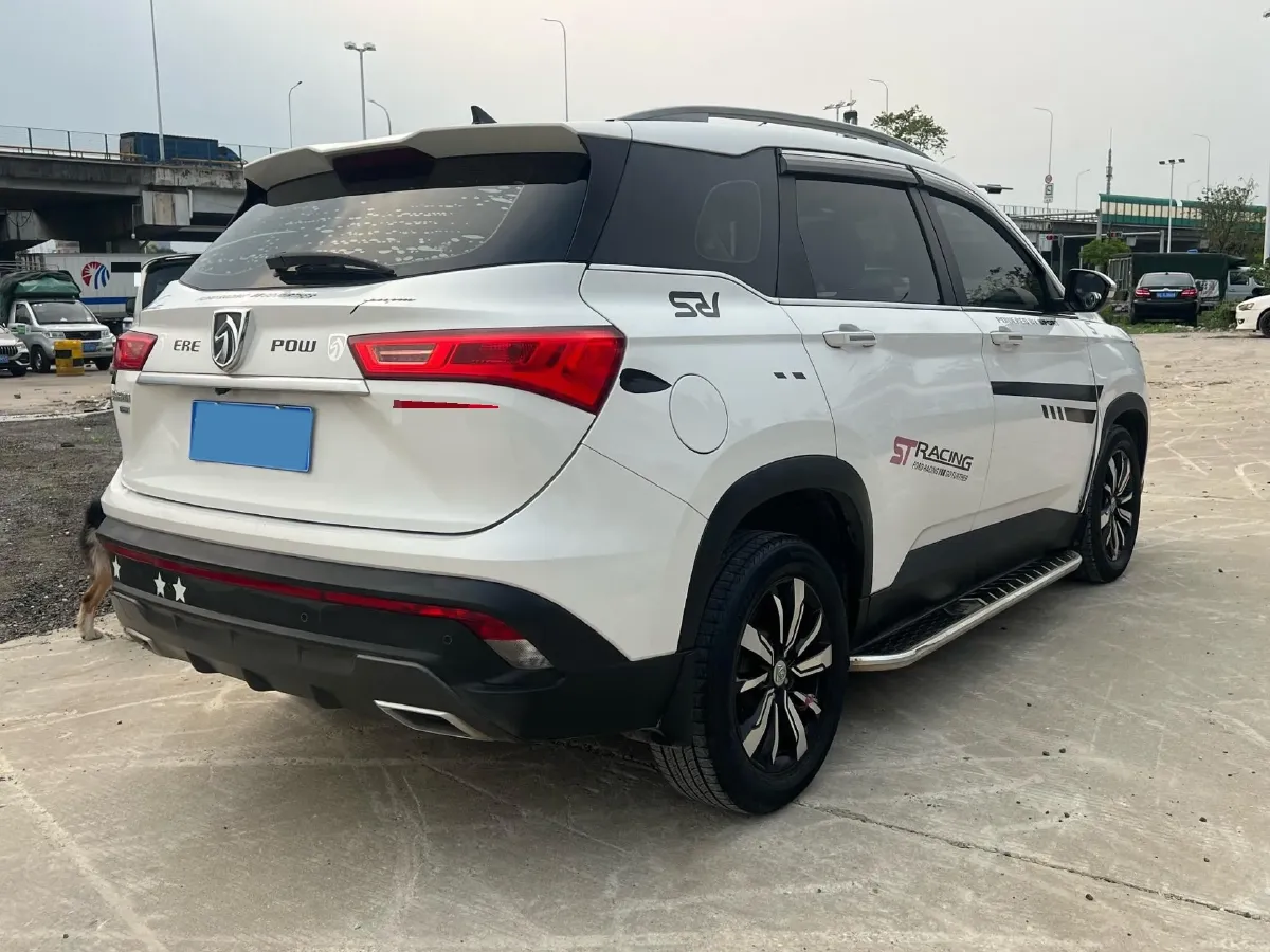 2019 BaoJun 530 1.5T 151HP L4 CVT,autocango,china used car exporter,china ev exporter,chinese used car exporter,chinese used ev exporter