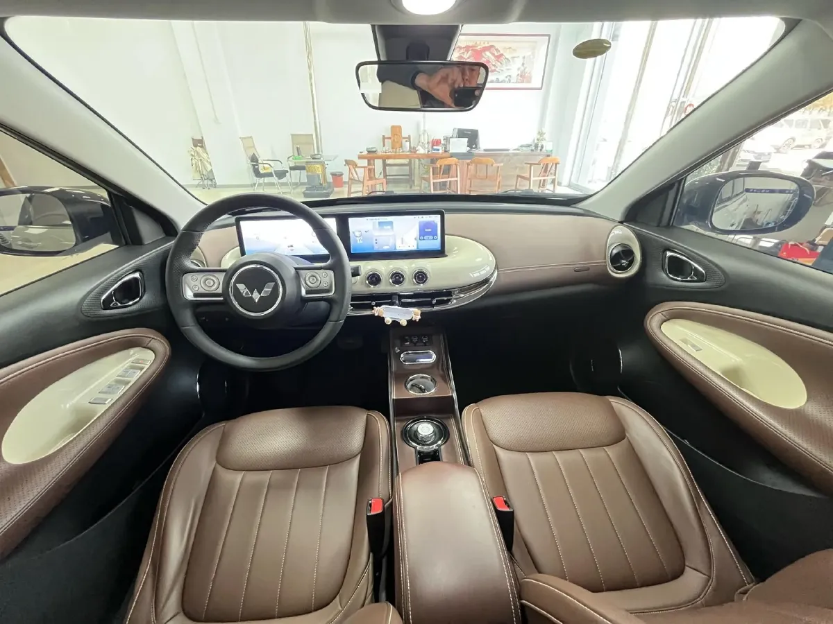 2023 WuLing BinGuo BEV 37.9KWH,autocango,china used car exporter,china ev exporter,chinese used car exporter,chinese used ev exporter