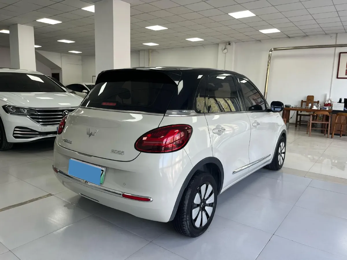 2023 WuLing BinGuo BEV 37.9KWH,autocango,china used car exporter,china ev exporter,chinese used car exporter,chinese used ev exporter