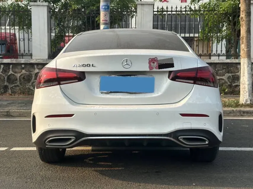 2020 Mercedes-Benz A Class 1.3T 163HP L4 7DCT,autocango,china used car exporter,china ev exporter,chinese used car exporter,chinese used ev exporter