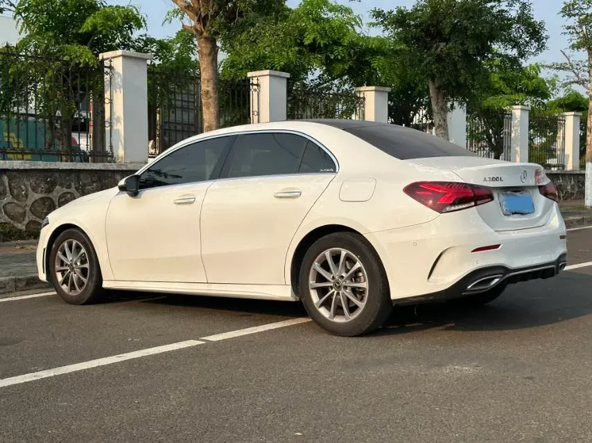 2020 Mercedes-Benz A Class 1.3T 163HP L4 7DCT,autocango,china used car exporter,china ev exporter,chinese used car exporter,chinese used ev exporter