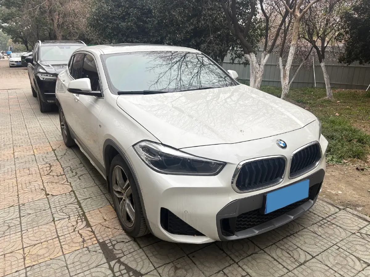 2020 BMW X2 2.0T 192HP L4 7DCT,autocango,china used car exporter,china ev exporter,chinese used car exporter,chinese used ev exporter