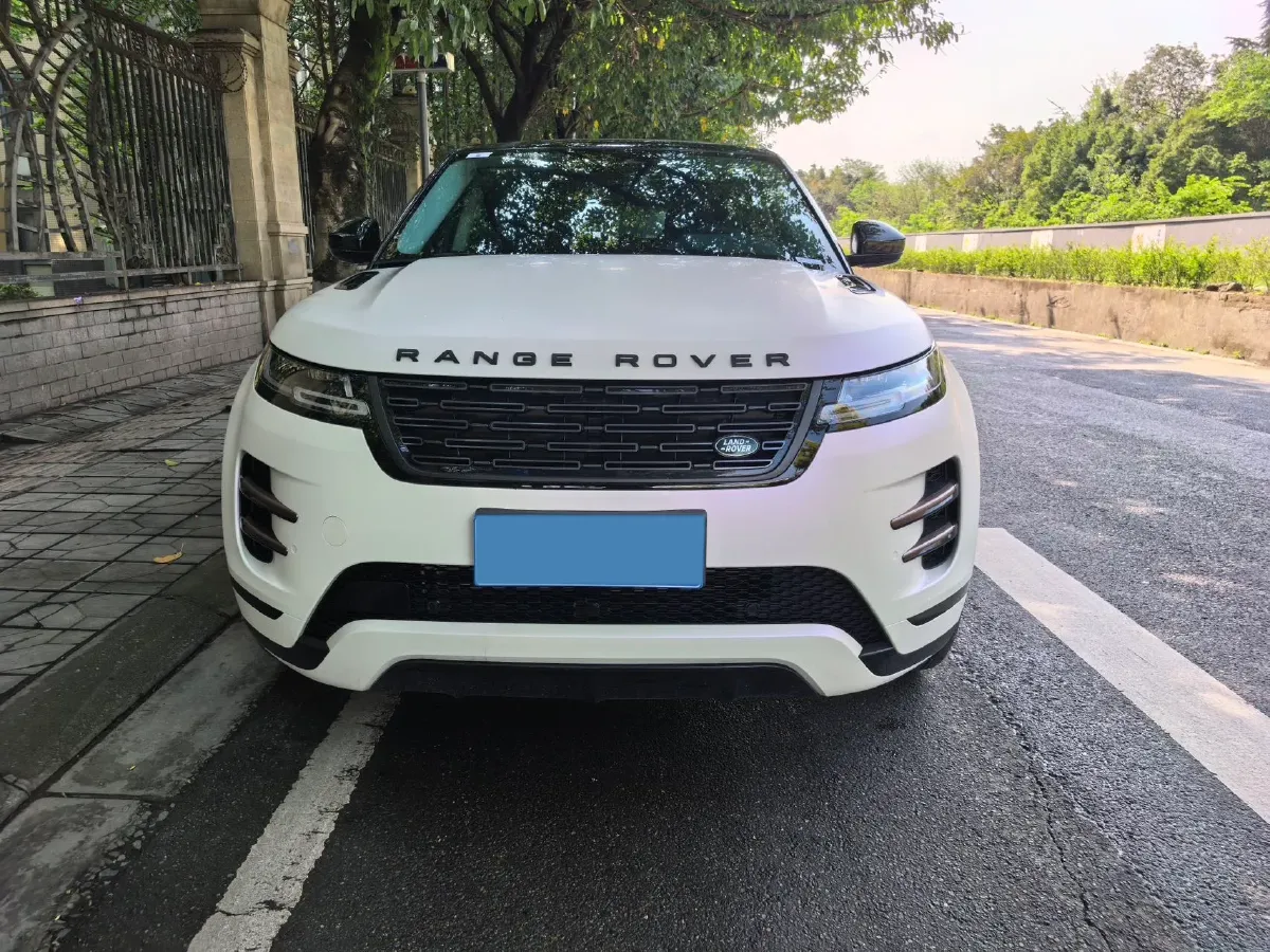 2024 Land Rover Range Rover Evoque 2.0T 249HP L4 9AT,autocango,china used car exporter,china ev exporter,chinese used car exporter,chinese used ev exporter