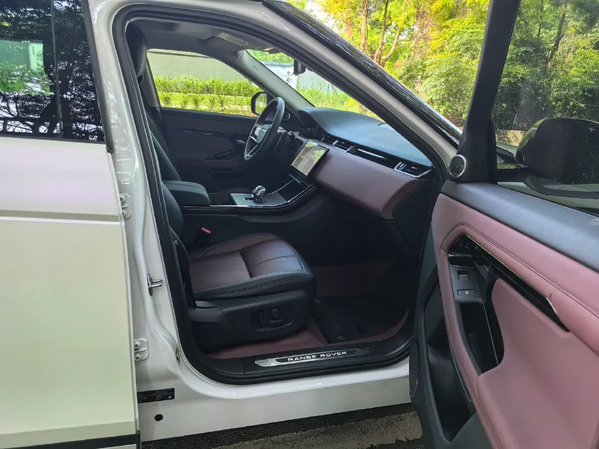 2024 Land Rover Range Rover Evoque 2.0T 249HP L4 9AT,autocango,china used car exporter,china ev exporter,chinese used car exporter,chinese used ev exporter