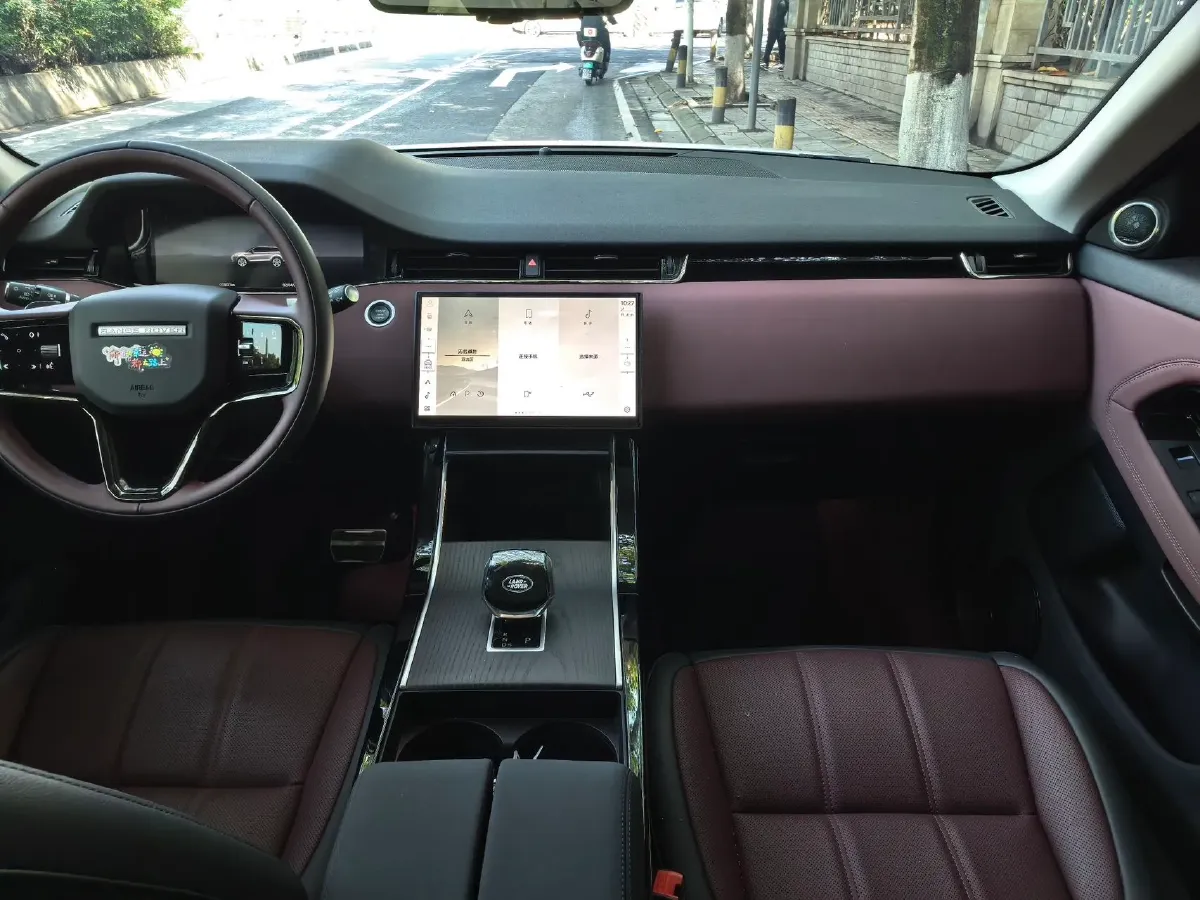 2024 Land Rover Range Rover Evoque 2.0T 249HP L4 9AT,autocango,china used car exporter,china ev exporter,chinese used car exporter,chinese used ev exporter