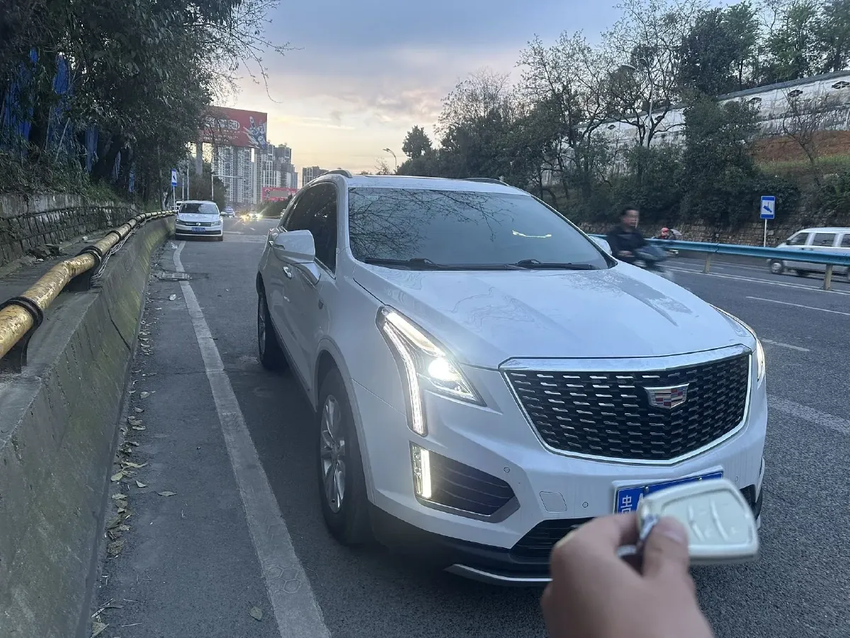 2021 Cadillac XT5 2.0T 237HP L4 9AT,autocango,china used car exporter,china ev exporter,chinese used car exporter,chinese used ev exporter