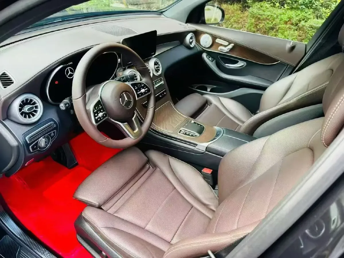 2022 Mercedes-Benz GLC Class 2.0T 258HP L4 9AT,autocango,china used car exporter,china ev exporter,chinese used car exporter,chinese used ev exporter