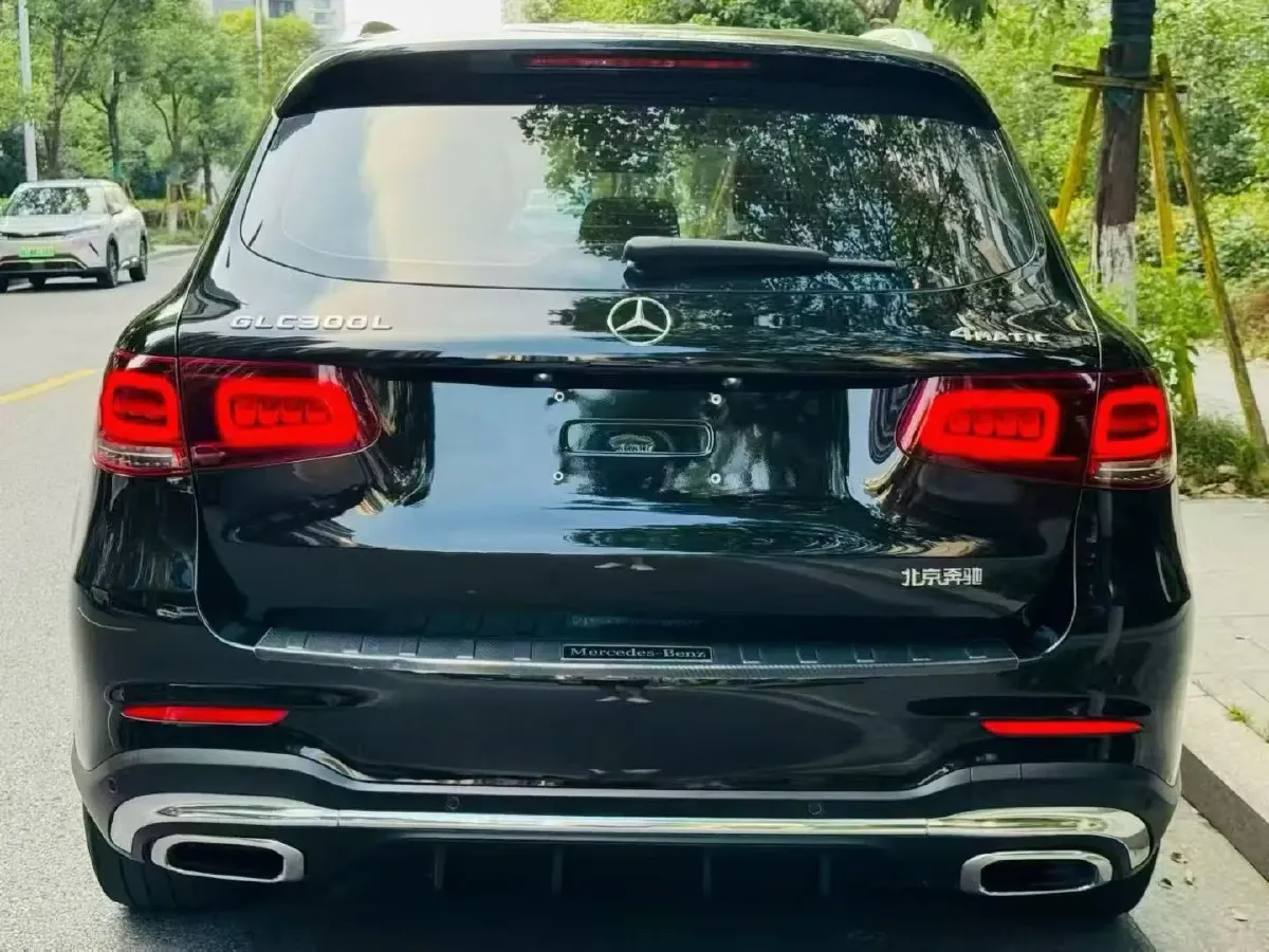 2022 Mercedes-Benz GLC Class 2.0T 258HP L4 9AT,autocango,china used car exporter,china ev exporter,chinese used car exporter,chinese used ev exporter