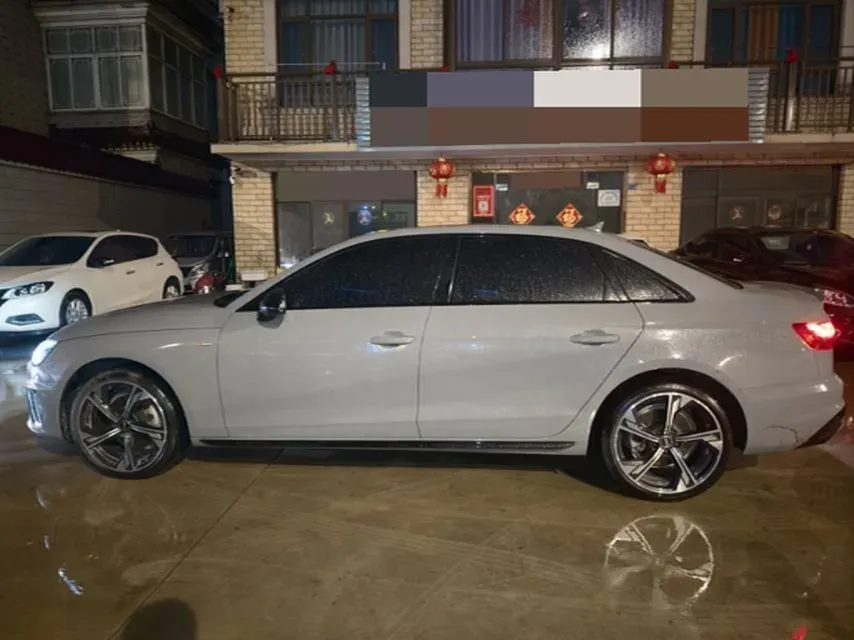 2024 Audi A4L 2.0T 190HP L4 7DCT,autocango,china used car exporter,china ev exporter,chinese used car exporter,chinese used ev exporter