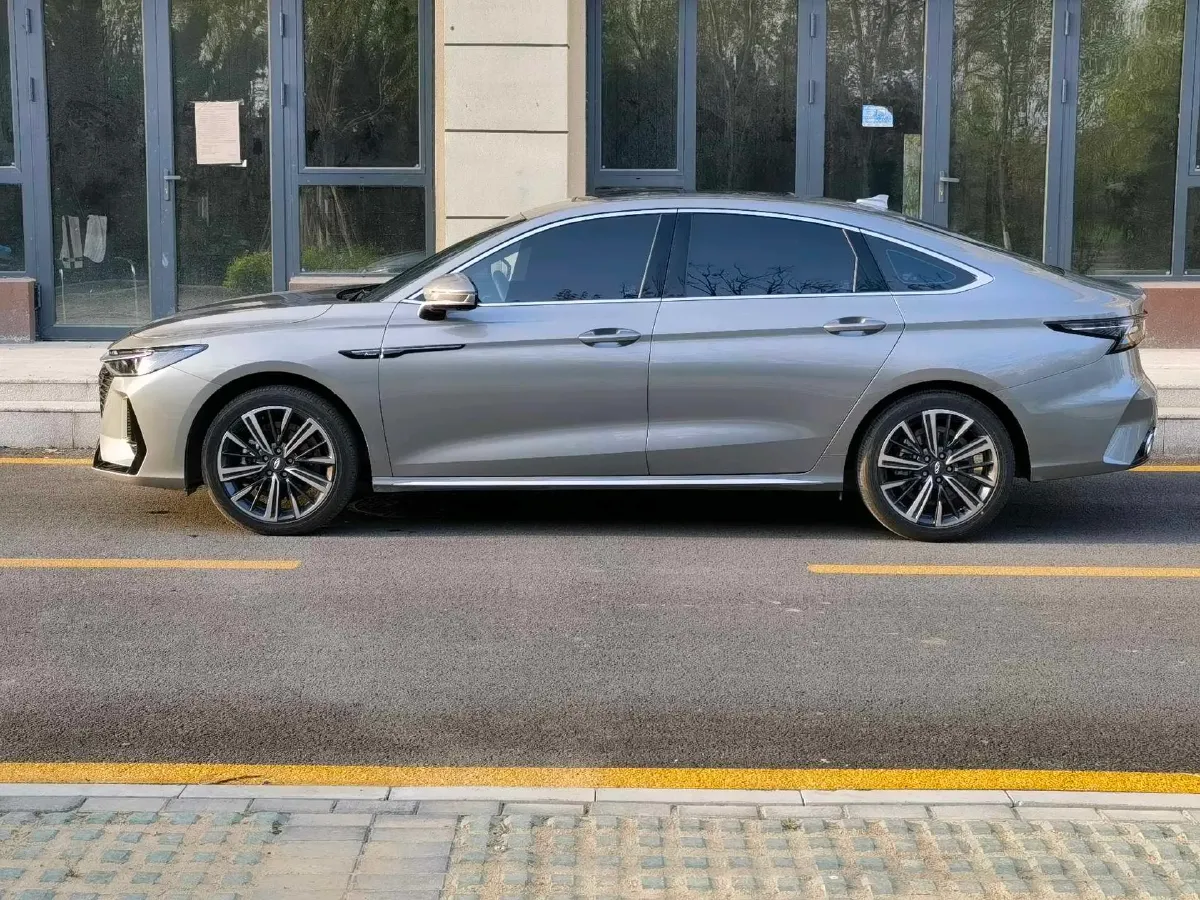 2024 Chery Arrizo 8 1.6T 197HP L4 7DCT,autocango,china used car exporter,china ev exporter,chinese used car exporter,chinese used ev exporter