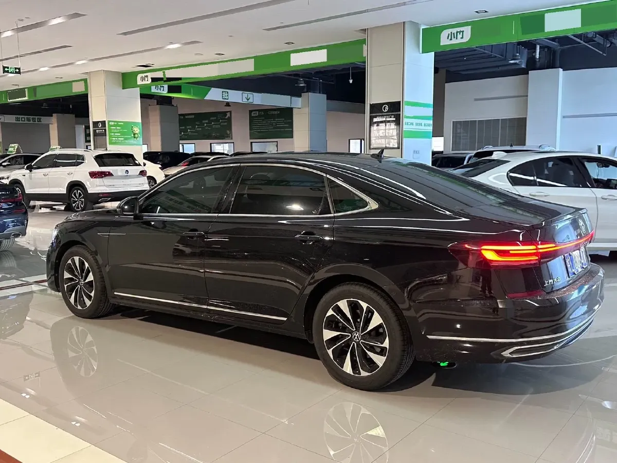 2023 Volkswagen Passat 1.4T 150HP L4 7DCT,autocango,china used car exporter,china ev exporter,chinese used car exporter,chinese used ev exporter