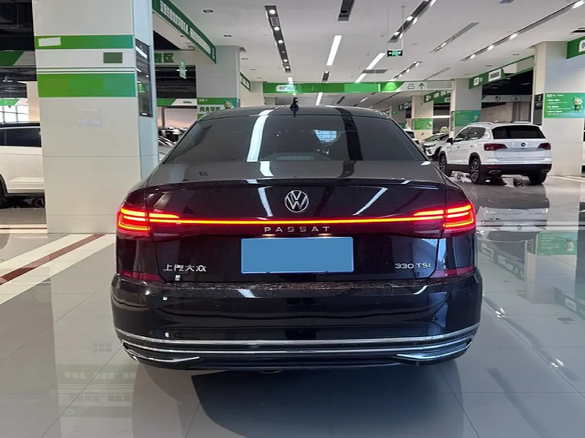 2023 Volkswagen Passat 1.4T 150HP L4 7DCT,autocango,china used car exporter,china ev exporter,chinese used car exporter,chinese used ev exporter