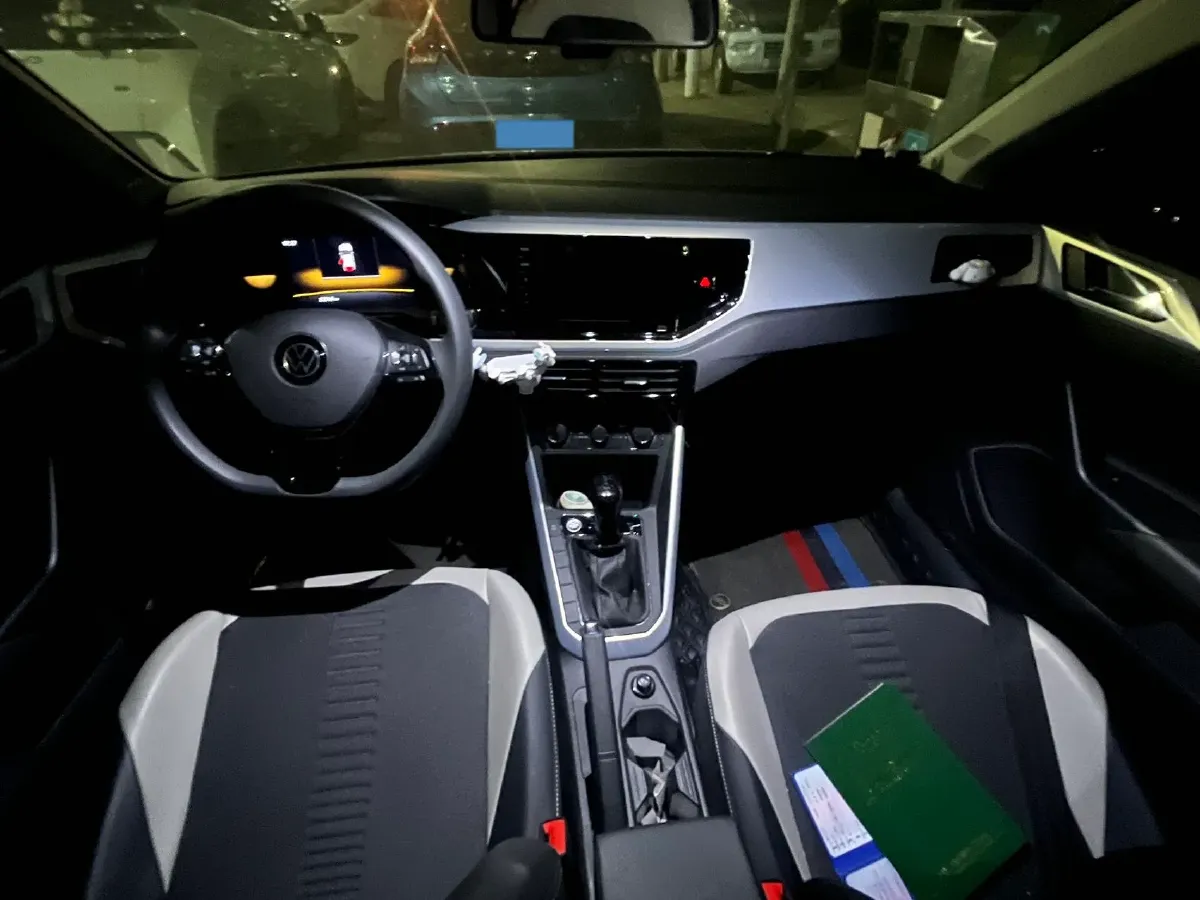 2023 Volkswagen Polo 1.5L 113HP L4 6AT,autocango,china used car exporter,china ev exporter,chinese used car exporter,chinese used ev exporter