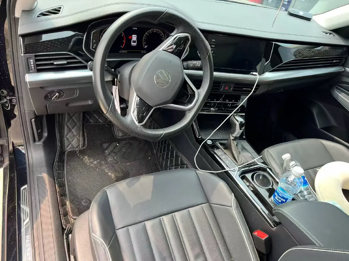 2023 Volkswagen Passat 2.0T 186HP L4 7DCT,autocango,china used car exporter,china ev exporter,chinese used car exporter,chinese used ev exporter