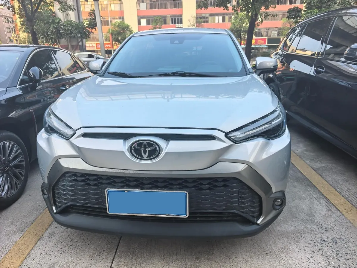 2022 Toyota Frontlander 2.0L 171HP L4 CVT,autocango,china used car exporter,china ev exporter,chinese used car exporter,chinese used ev exporter