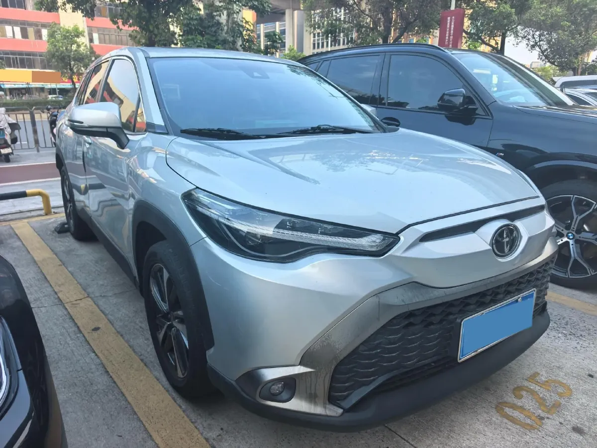 2022 Toyota Frontlander 2.0L 171HP L4 CVT,autocango,china used car exporter,china ev exporter,chinese used car exporter,chinese used ev exporter