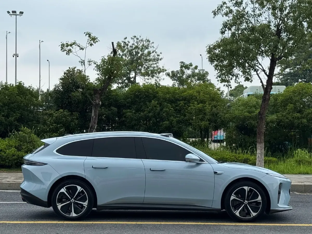 2023 NIO ET5T BEV 75KWH,autocango,china used car exporter,china ev exporter,chinese used car exporter,chinese used ev exporter