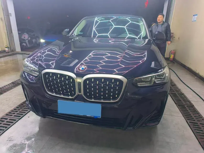 2022 BMW X4 2.0T 245HP L4 8AT,autocango,china used car exporter,china ev exporter,chinese used car exporter,chinese used ev exporter