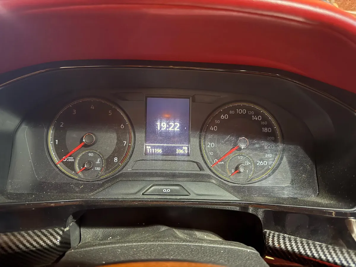 2018 Landwind XiaoYao 1.5T 163HP L4 CVT,autocango,china used car exporter,china ev exporter,chinese used car exporter,chinese used ev exporter