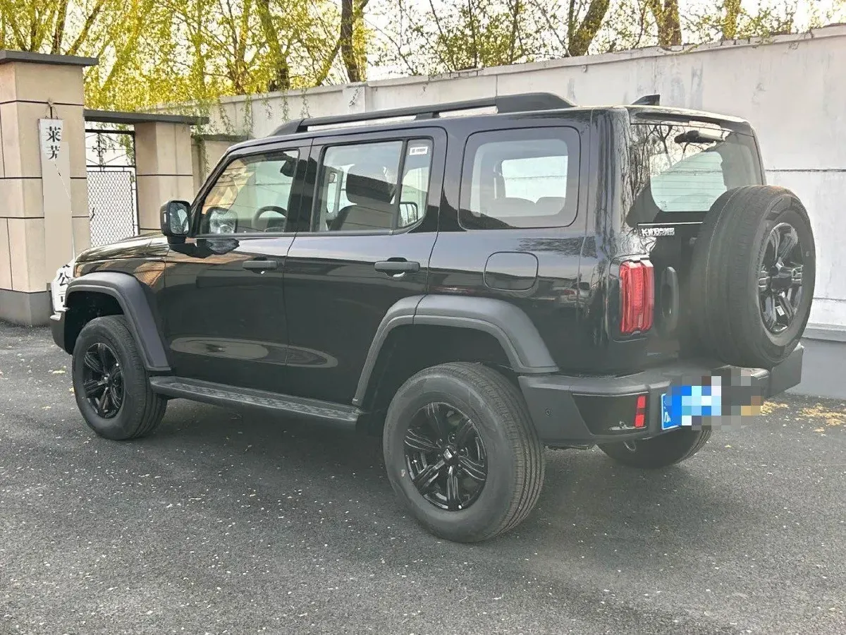 2025 Tank 300 2.0T 227HP L4 9AT,autocango,china used car exporter,china ev exporter,chinese used car exporter,chinese used ev exporter