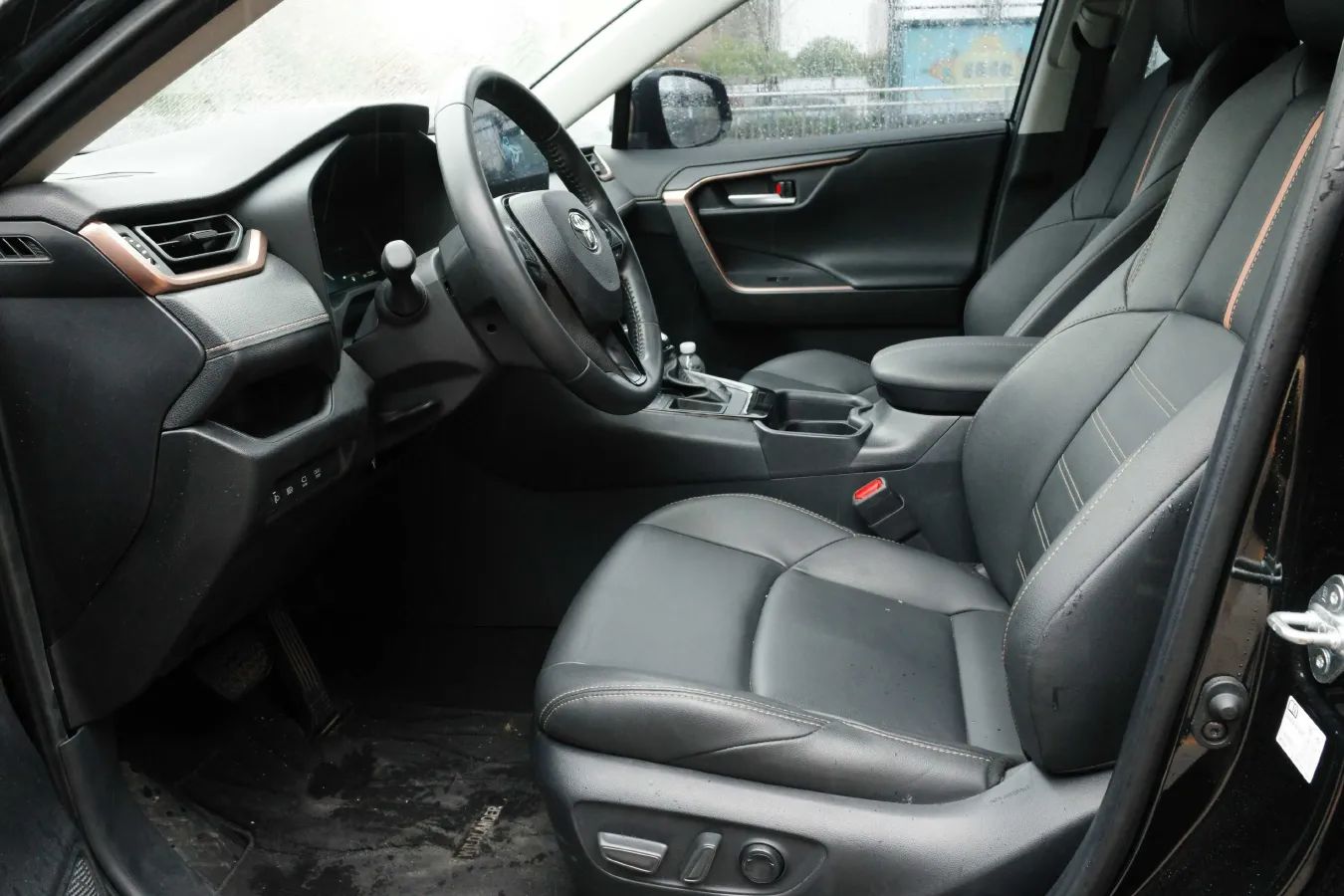 2024 Toyota Wildlander 2.0L 171HP L4 CVT,autocango,china used car exporter,china ev exporter,chinese used car exporter,chinese used ev exporter