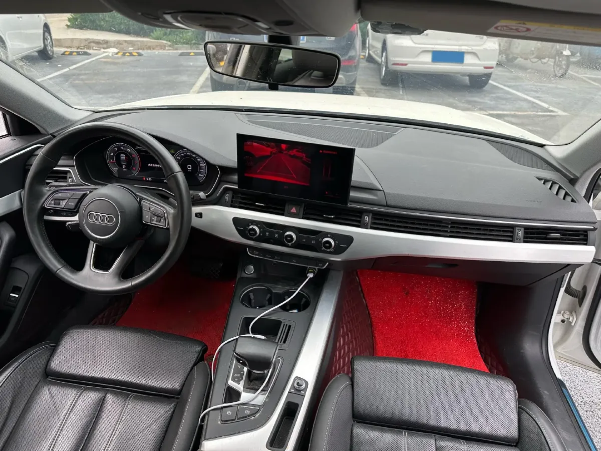 2020 Audi A4L 2.0T 190HP L4 7DCT,autocango,china used car exporter,china ev exporter,chinese used car exporter,chinese used ev exporter