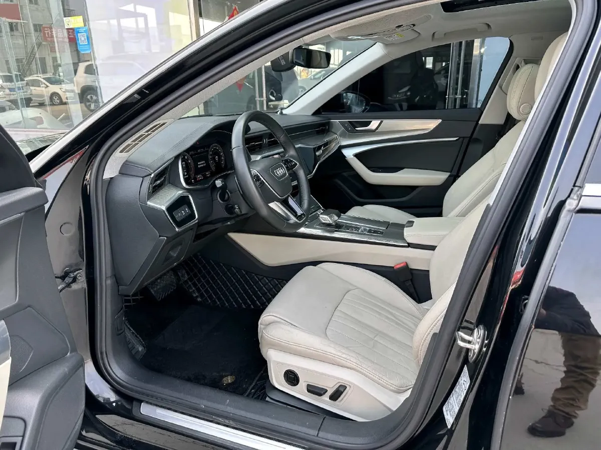 2021 Audi A6L 2.0T 224HP L4 7DCT,autocango,china used car exporter,china ev exporter,chinese used car exporter,chinese used ev exporter