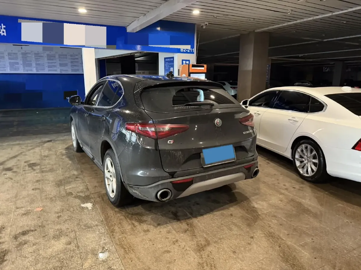 2017 Jaguar XE 2.0T 240HP L4 8AT,autocango,china used car exporter,china ev exporter,chinese used car exporter,chinese used ev exporter