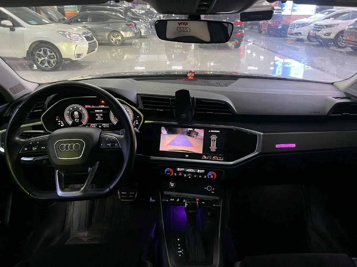 2022 Audi Q3 2.0T 186HP L4 7DCT,autocango,china used car exporter,china ev exporter,chinese used car exporter,chinese used ev exporter