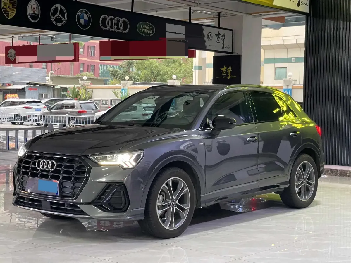 2022 Audi Q3 2.0T 186HP L4 7DCT,autocango,china used car exporter,china ev exporter,chinese used car exporter,chinese used ev exporter