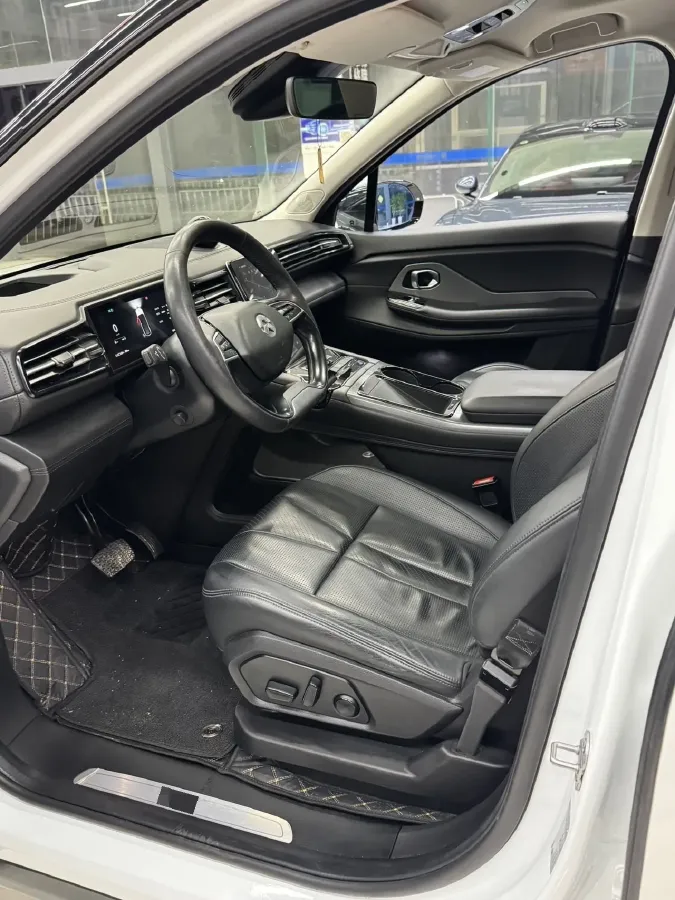 2018 NIO ES8 BEV 70KWH,autocango,china used car exporter,china ev exporter,chinese used car exporter,chinese used ev exporter