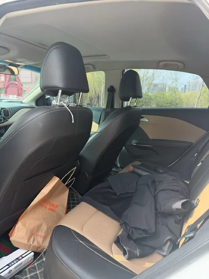 2022 Chevrolet Monza 1.5L 113HP L4 6AT,autocango,china used car exporter,china ev exporter,chinese used car exporter,chinese used ev exporter