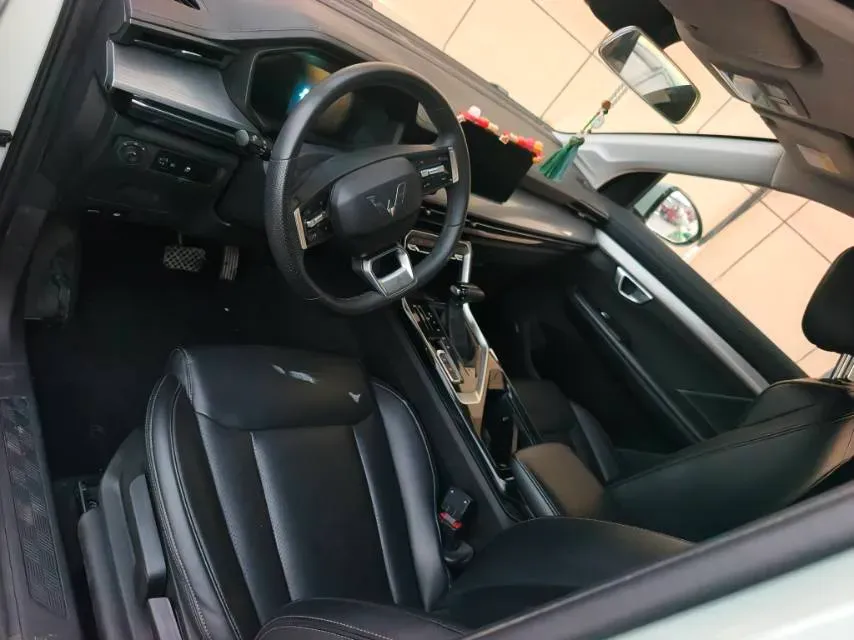 2021 WuLing XingChen 1.5T 147HP L4 CVT,autocango,china used car exporter,china ev exporter,chinese used car exporter,chinese used ev exporter