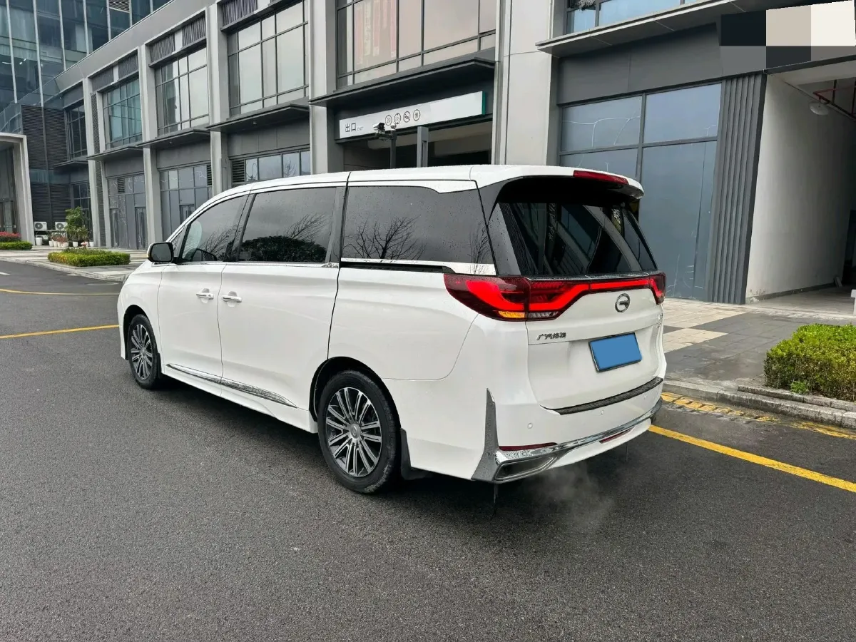 2021 GAC Trumpchi M8 2.0T 252HP L4 8AT,autocango,china used car exporter,china ev exporter,chinese used car exporter,chinese used ev exporter