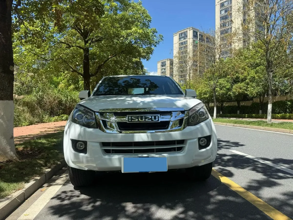 2020 Isuzu LingTuo 2.5T 150HP L4 6AT,autocango,china used car exporter,china ev exporter,chinese used car exporter,chinese used ev exporter