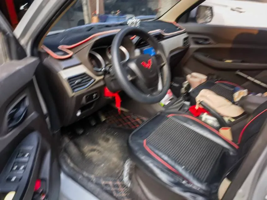 2021 WuLing HongGuang Plus 1.5T 147HP L4 6MT,autocango,china used car exporter,china ev exporter,chinese used car exporter,chinese used ev exporter